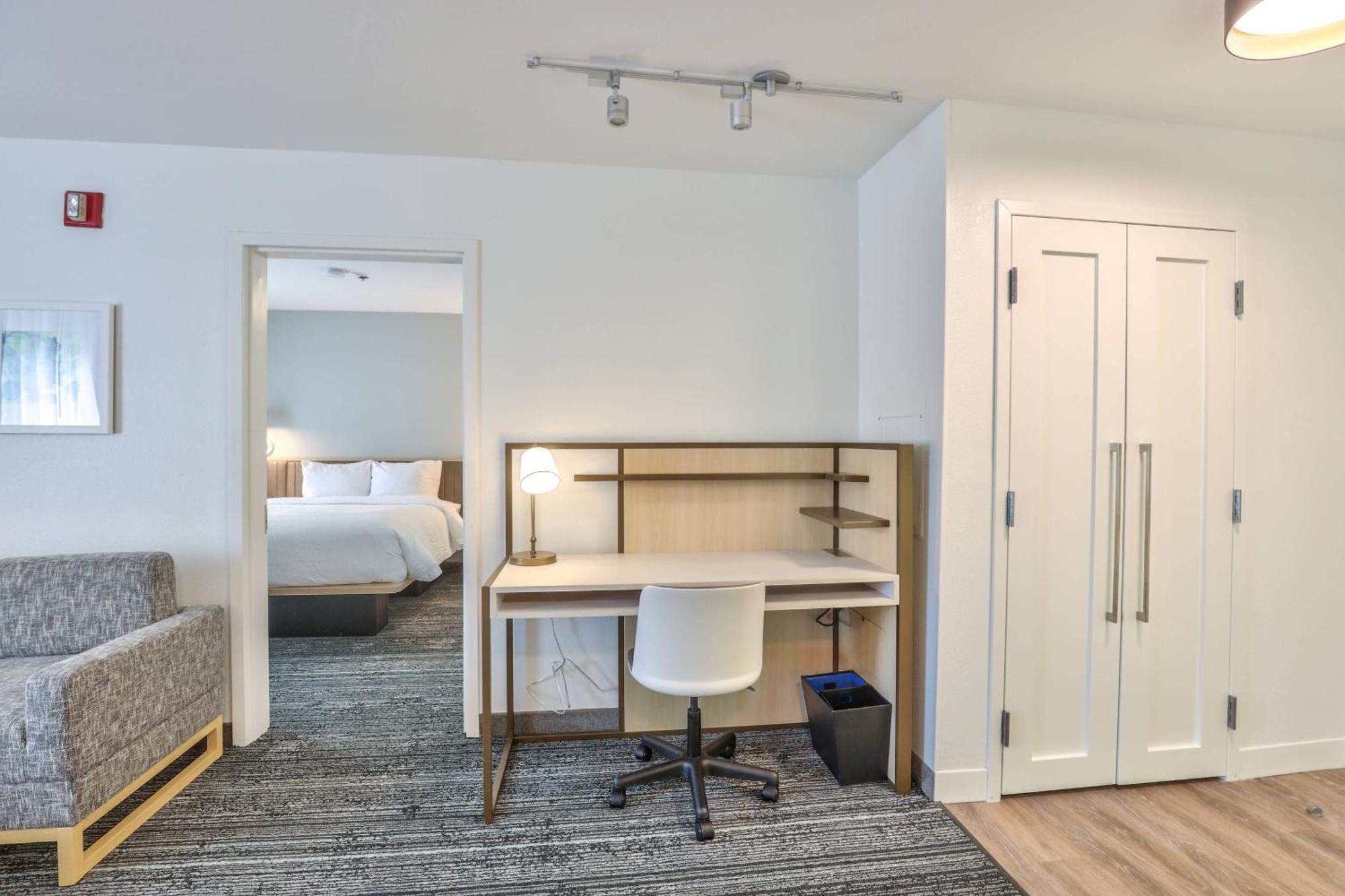 Alluxsuites At 1876, Ascend Hotel Collection Tallahassee Exteriér fotografie