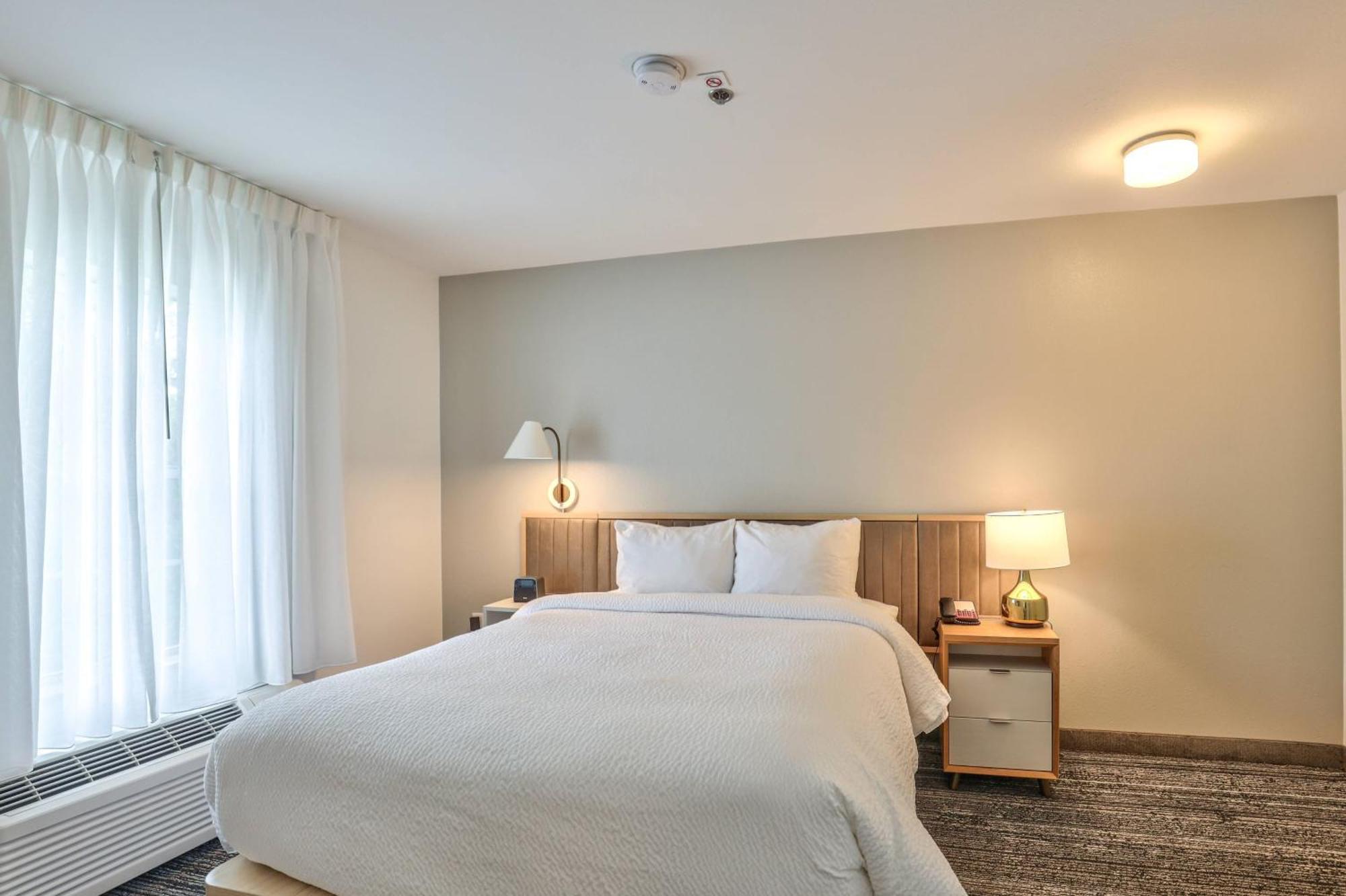 Alluxsuites At 1876, Ascend Hotel Collection Tallahassee Exteriér fotografie
