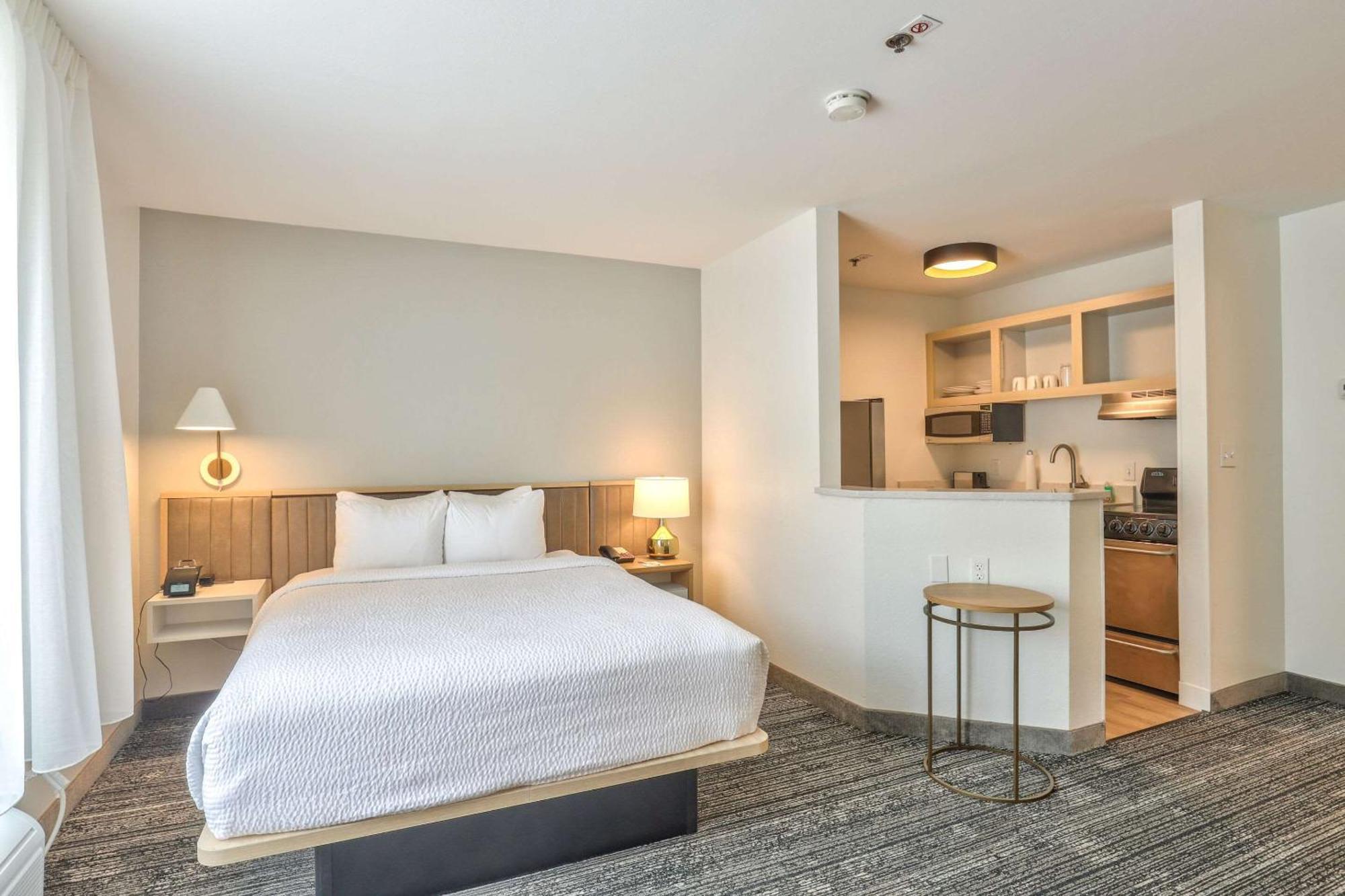 Alluxsuites At 1876, Ascend Hotel Collection Tallahassee Exteriér fotografie
